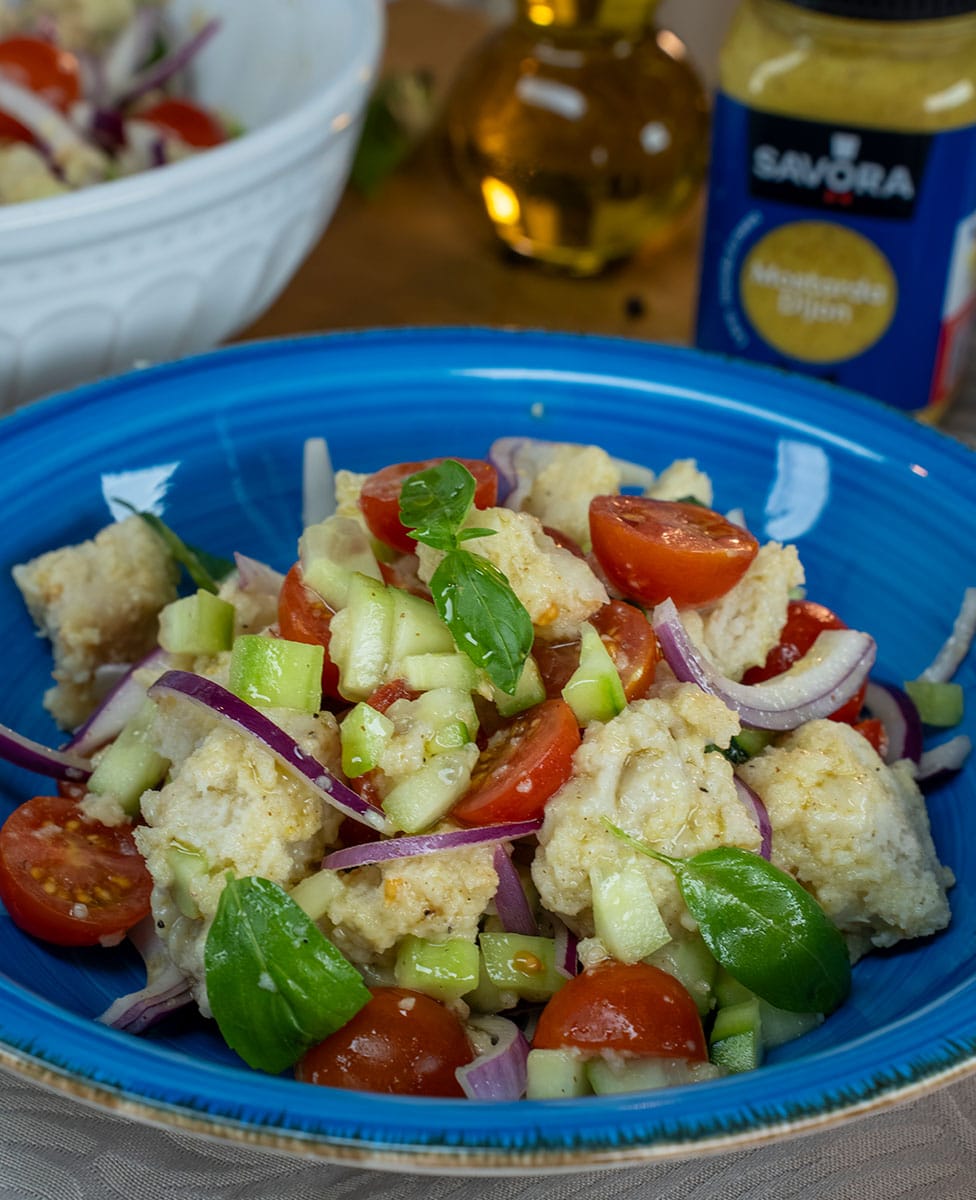 Panzanella com vinagrete de mostarda
