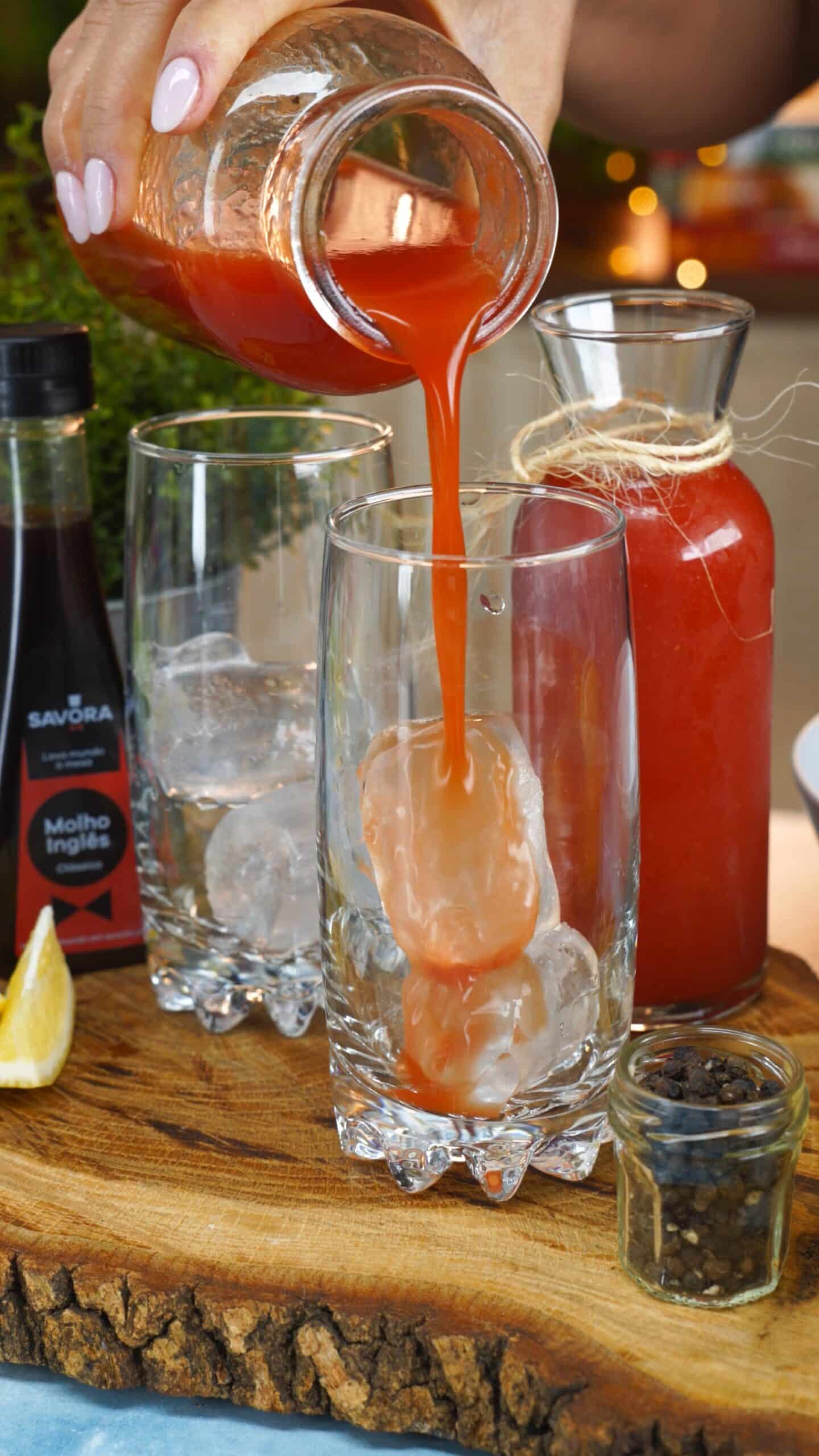 Cocktail Bloody Mary Receita 9x16 4K-0008