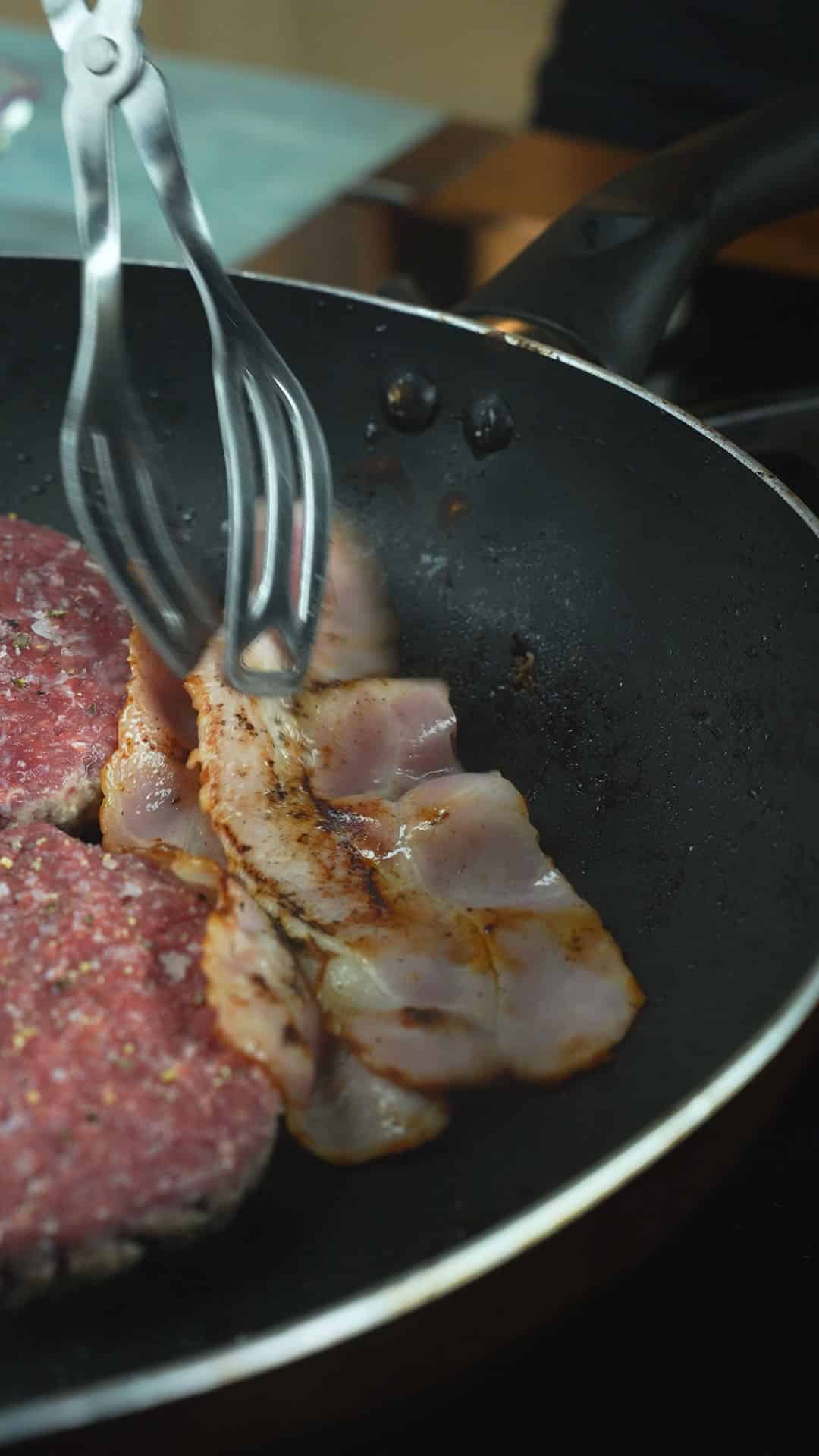 Hambúrger em Bolo do Caco Receita 9x16 4K-0003