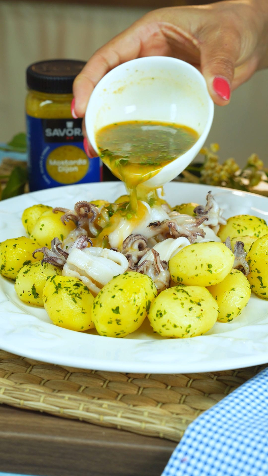 Lulas com molho de mostarda Receita 9x16 4K-0007