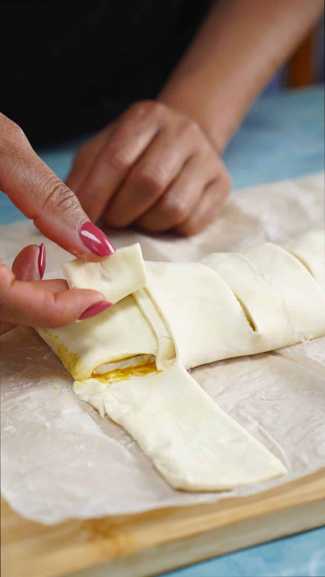 Folhado de queijo brie com mostarda Receita 9x16 4K-0008